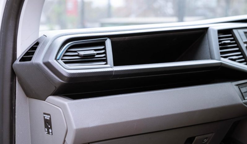 
								Volkswagen Transporter 2.0TDI 110kW Kombi SWB Trendline full									