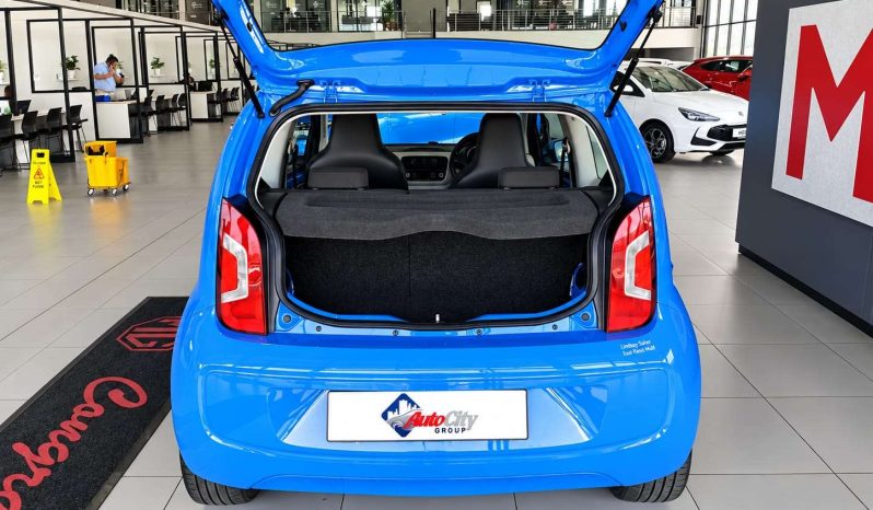 
								Volkswagen UP! MOVE UP! 1.0 3DR full									