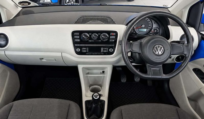 
								Volkswagen UP! MOVE UP! 1.0 3DR full									