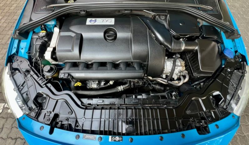 
								Volvo S60 Polestar Geartronic full									
