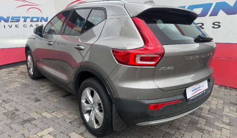 
								Volvo Xc40 T3 Momentum Geartronic full									
