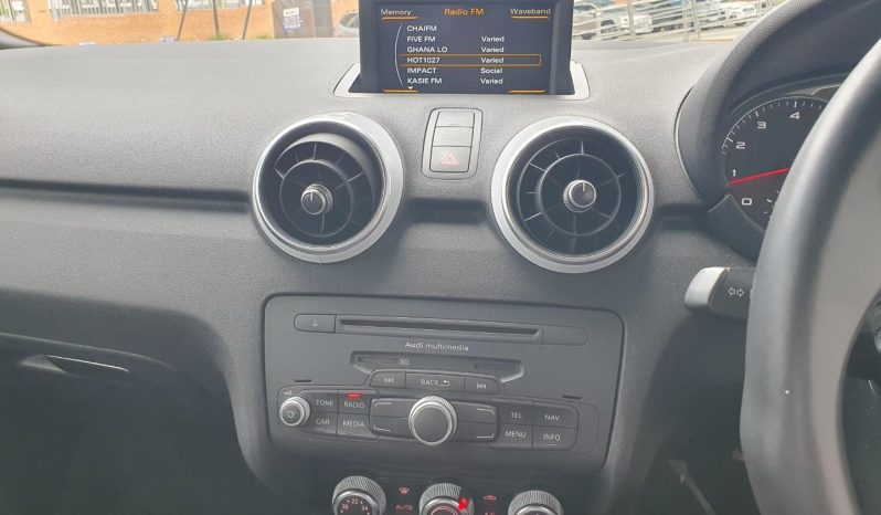 
								Audi A1 1.4 Tfsi S full									