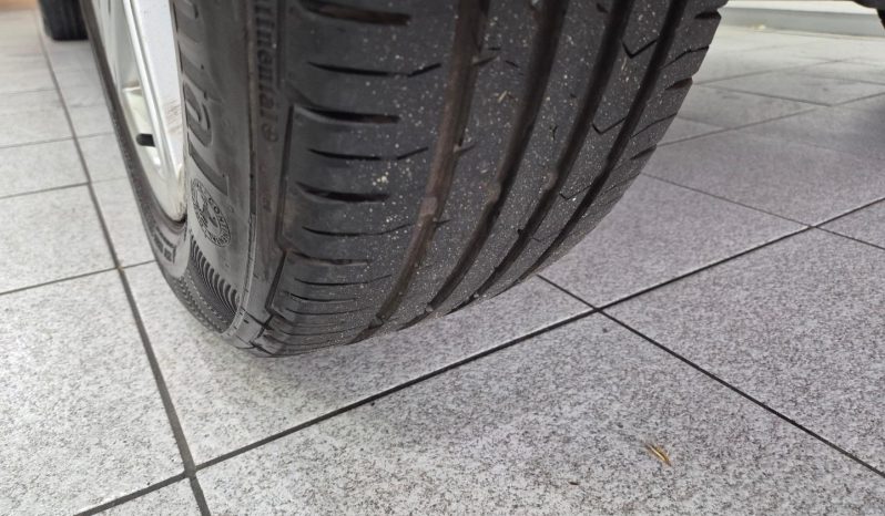 
								Audi A3 Sedan 1.0 Tfsi S Tronic full									