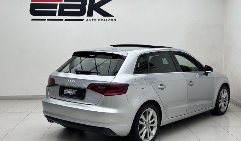 
								Audi A3 Sportback 1.8 Tfsi Se S-Tronic full									