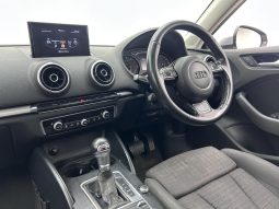 
										Audi A3 Sportback 1.8 Tfsi Se S-Tronic full									