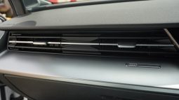 
										Audi A3 Sportback 35TFSI full									