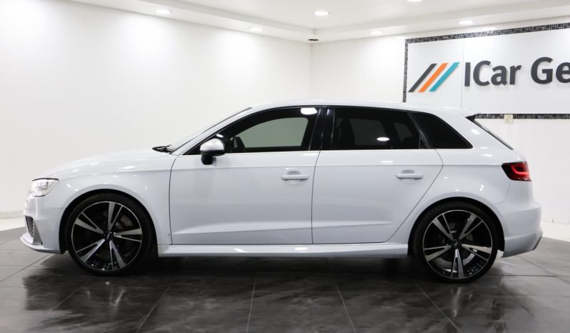 
								Audi A3 Sportback Rs3 2.5 Tfsi Quattro S Tronic full									