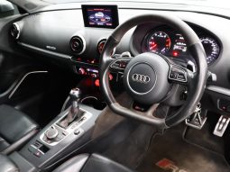 
										Audi A3 Sportback Rs3 2.5 Tfsi Quattro S Tronic full									