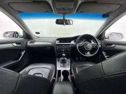 
										Audi A4 Sedan 1.8 Tfsi Ambition full									