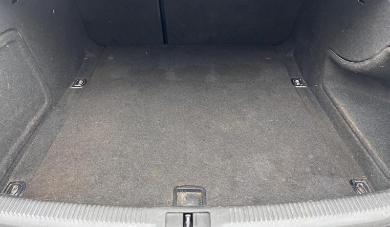 
								Audi A4 Sedan 1.8 Tfsi Ambition full									