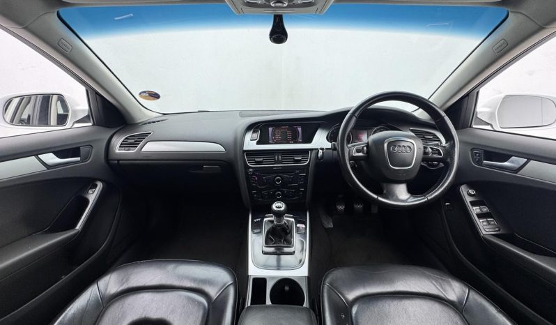 
								Audi A4 Sedan 2.0 Tfsi Ambition full									