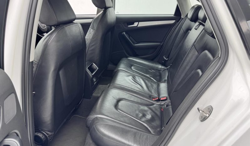 
								Audi A4 Sedan 2.0 Tfsi Ambition full									