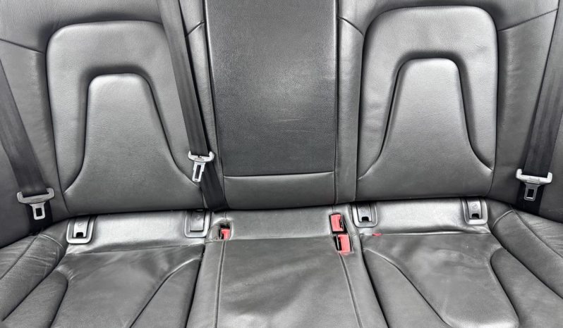 
								Audi A4 Sedan 2.0 Tfsi Ambition full									