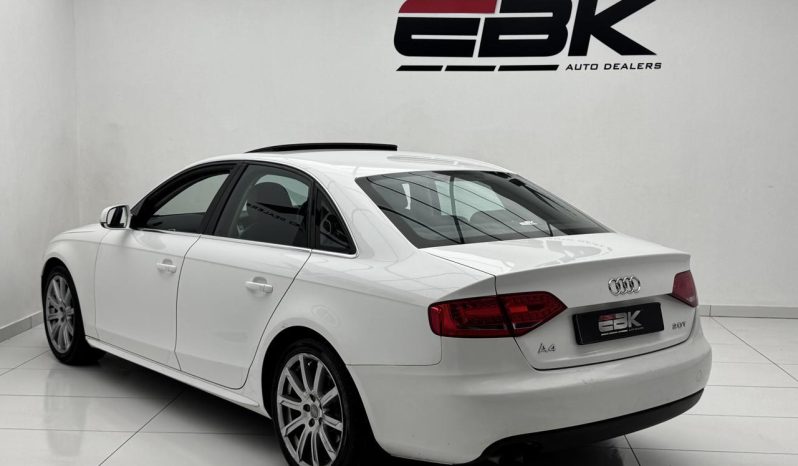 
								Audi A4 Sedan 2.0 Tfsi Ambition full									