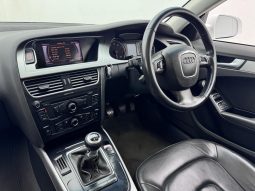 
										Audi A4 Sedan 2.0 Tfsi Ambition full									