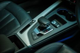 
										Audi A4 Sedan 35 Tfsi S Tronic full									