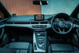 
										Audi A4 Sedan 40 Tfsi Sport S-Tronic full									