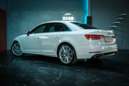 
										Audi A4 Sedan 40 Tfsi Sport S-Tronic full									