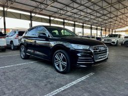 
										Audi Q5 2.0 Tdi Sport Quattro S-Tronic full									