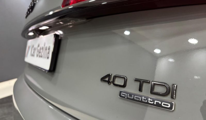 
								Audi Q5 40 Tdi Quattro S Tronic S Line full									