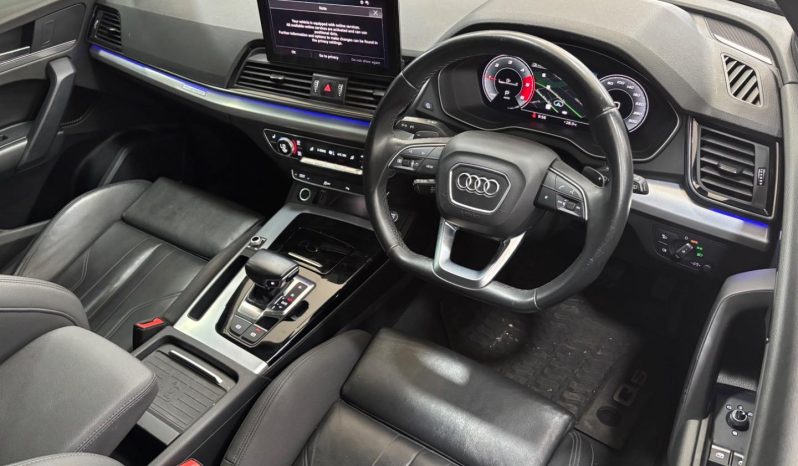 
								Audi Q5 40 Tdi Quattro S Tronic S Line full									