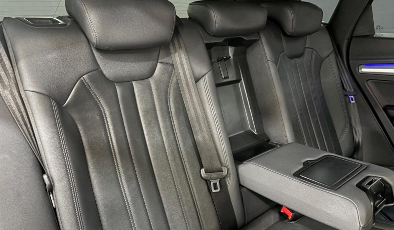 
								Audi Q5 40 Tdi Quattro S Tronic S Line full									