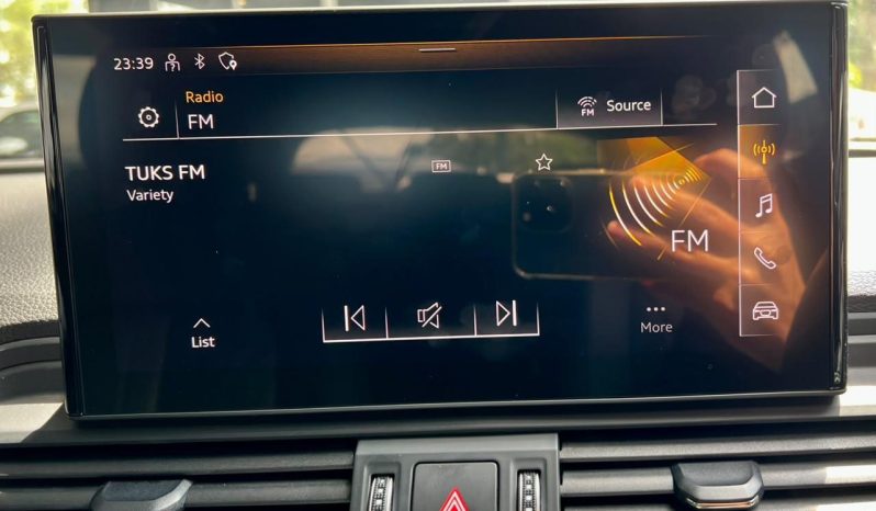 
								Audi Q5 40 Tdi S Line Quattro full									