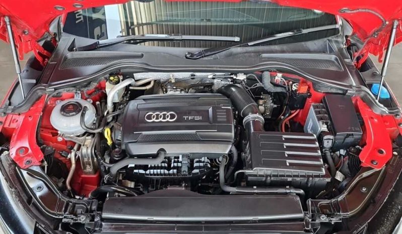 
								Audi TT 2.0 Tfsi Coupe S-Tronic full									