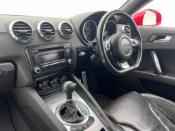 
										Audi TT Roadster 3.2 V6 Quatt Dsg full									