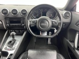 
										Audi TT Roadster 3.2 V6 Quatt Dsg full									