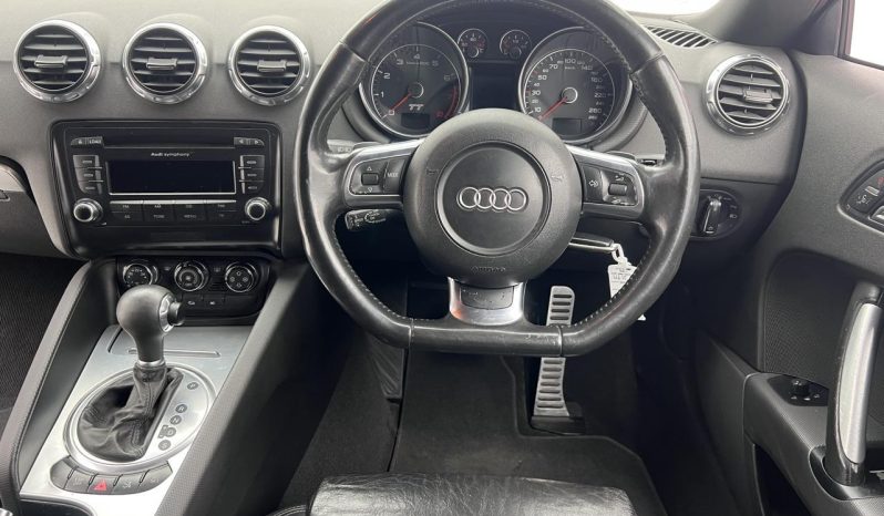 
								Audi TT Roadster 3.2 V6 Quatt Dsg full									