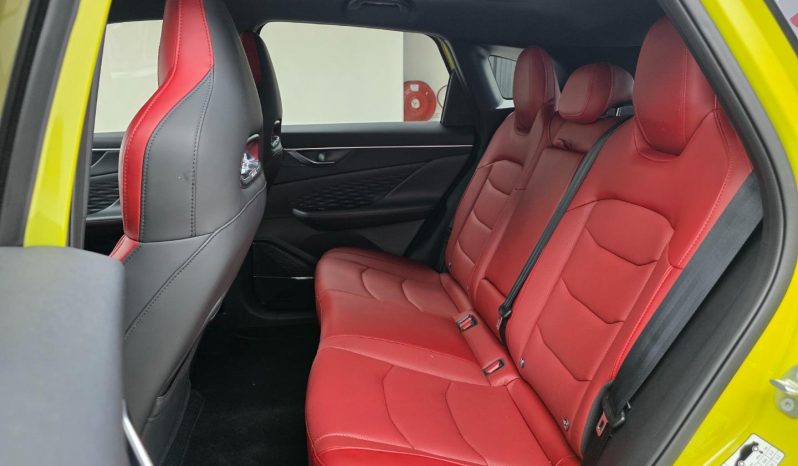
								BAIC X55 1.5T Premium 2-Tone full									