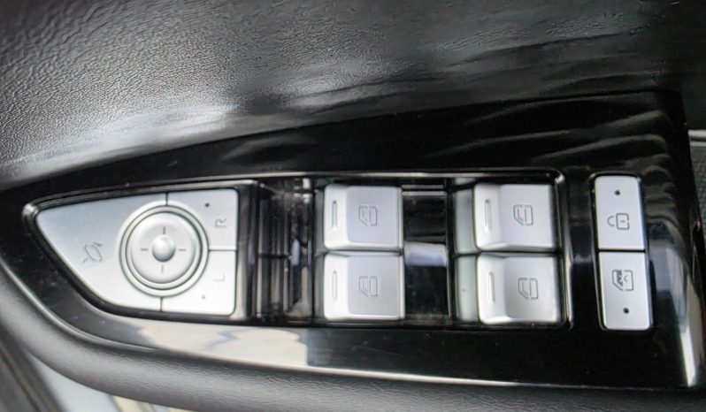 
								BAIC X55 Plus 1.5T Premium 2-Tone full									