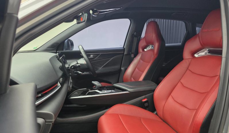 
								BAIC X55 Plus 1.5T Premium 2-Tone full									
