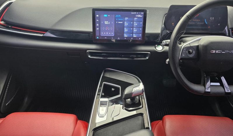 
								BAIC X55 Plus 1.5T Premium 2-Tone full									
