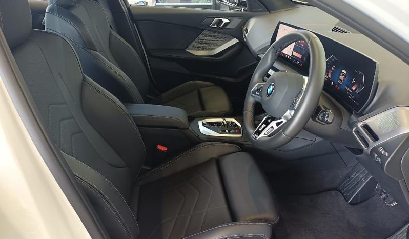 
								BMW 1 Series 118 Sports Hatch M Sport full									