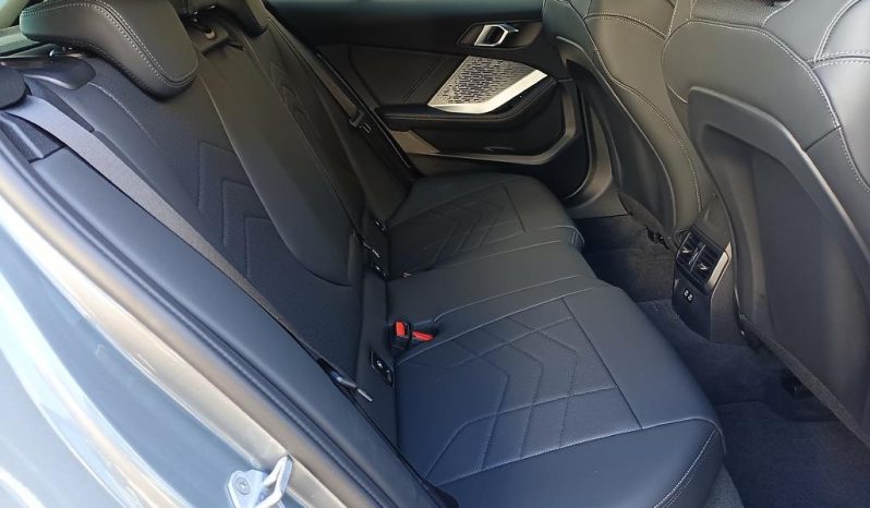 
								BMW 1 Series 118 Sports Hatch M Sport full									