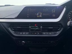 
										BMW 1 Series 118i M Sport Sport Steptronic full									