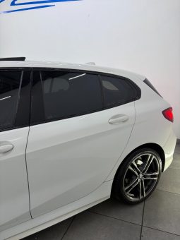 
										BMW 1 Series 118i M Sport Sport Steptronic full									