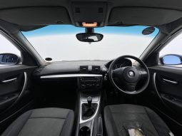
										BMW 1 Series 5-Door 116i full									