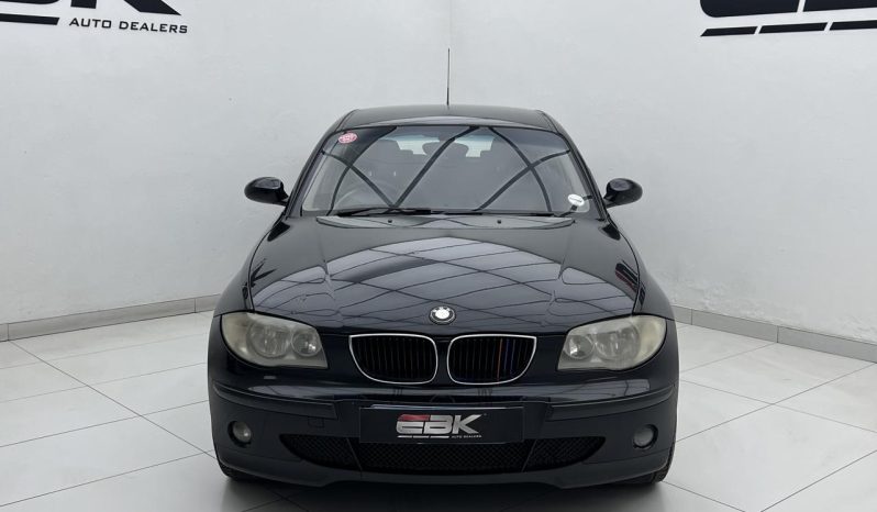 
								BMW 1 Series 5-Door 116i full									