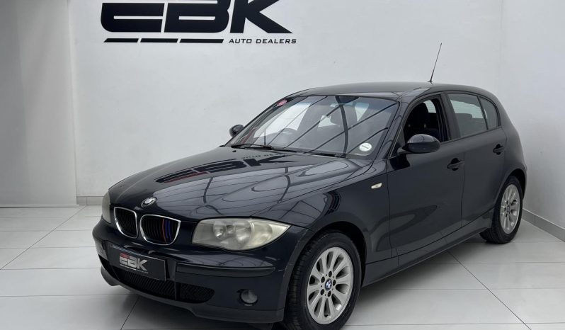 
								BMW 1 Series 5-Door 116i full									