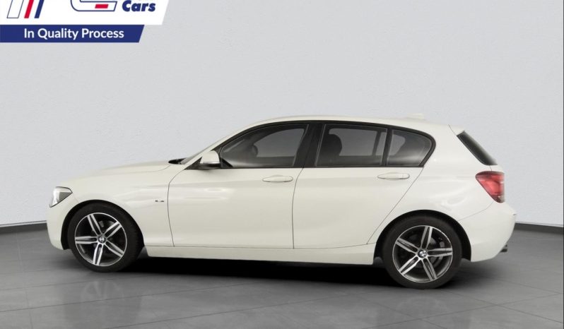 
								BMW 1 Series 5-Door 118i Steptronic full									