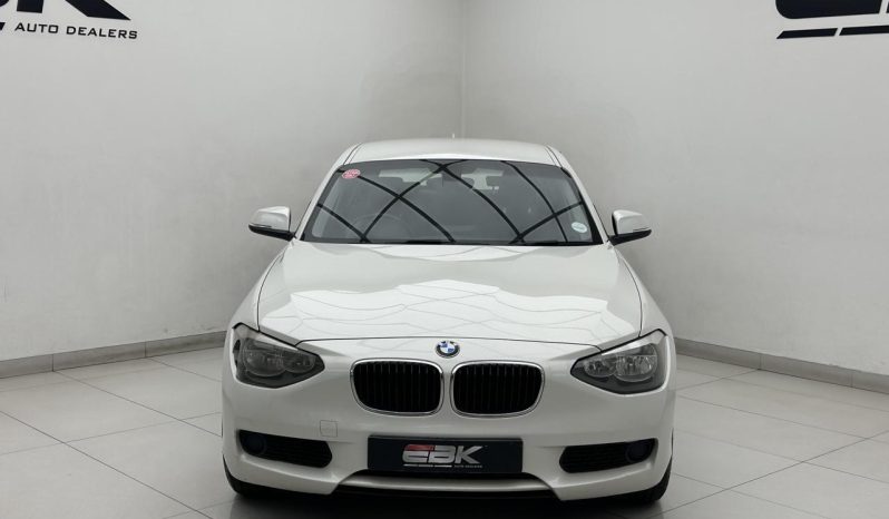 
								BMW 1 Series 5-Door 118i Steptronic full									