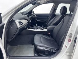 
										BMW 1 Series 5-Door 118i Steptronic full									