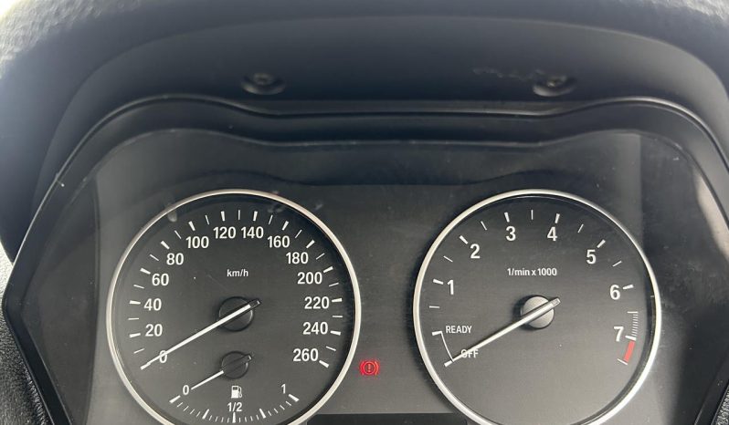 
								BMW 1 Series 5-Door 118i Steptronic full									