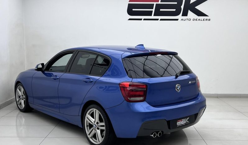 
								BMW 1 Series 5-Door 125i M Sport Steptronic full									