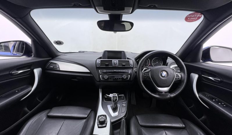 
								BMW 1 Series 5-Door 125i M Sport Steptronic full									