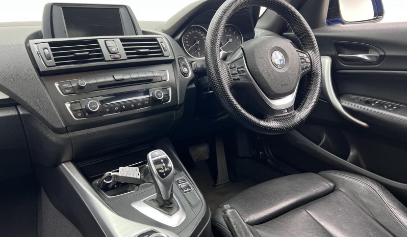 
								BMW 1 Series 5-Door 125i M Sport Steptronic full									