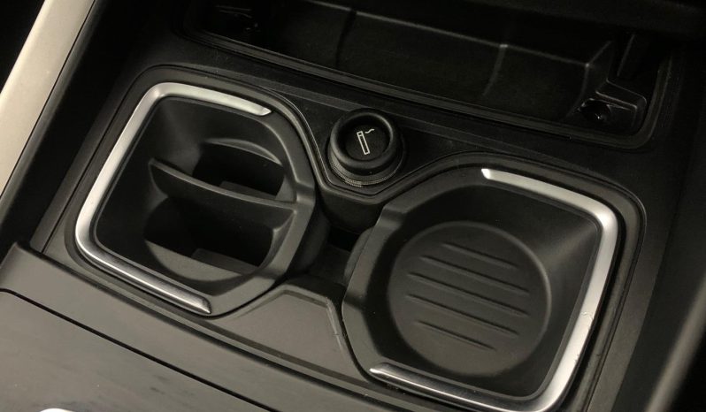 
								BMW 1 Series 5-Door Facelift 118i Steptronic full									